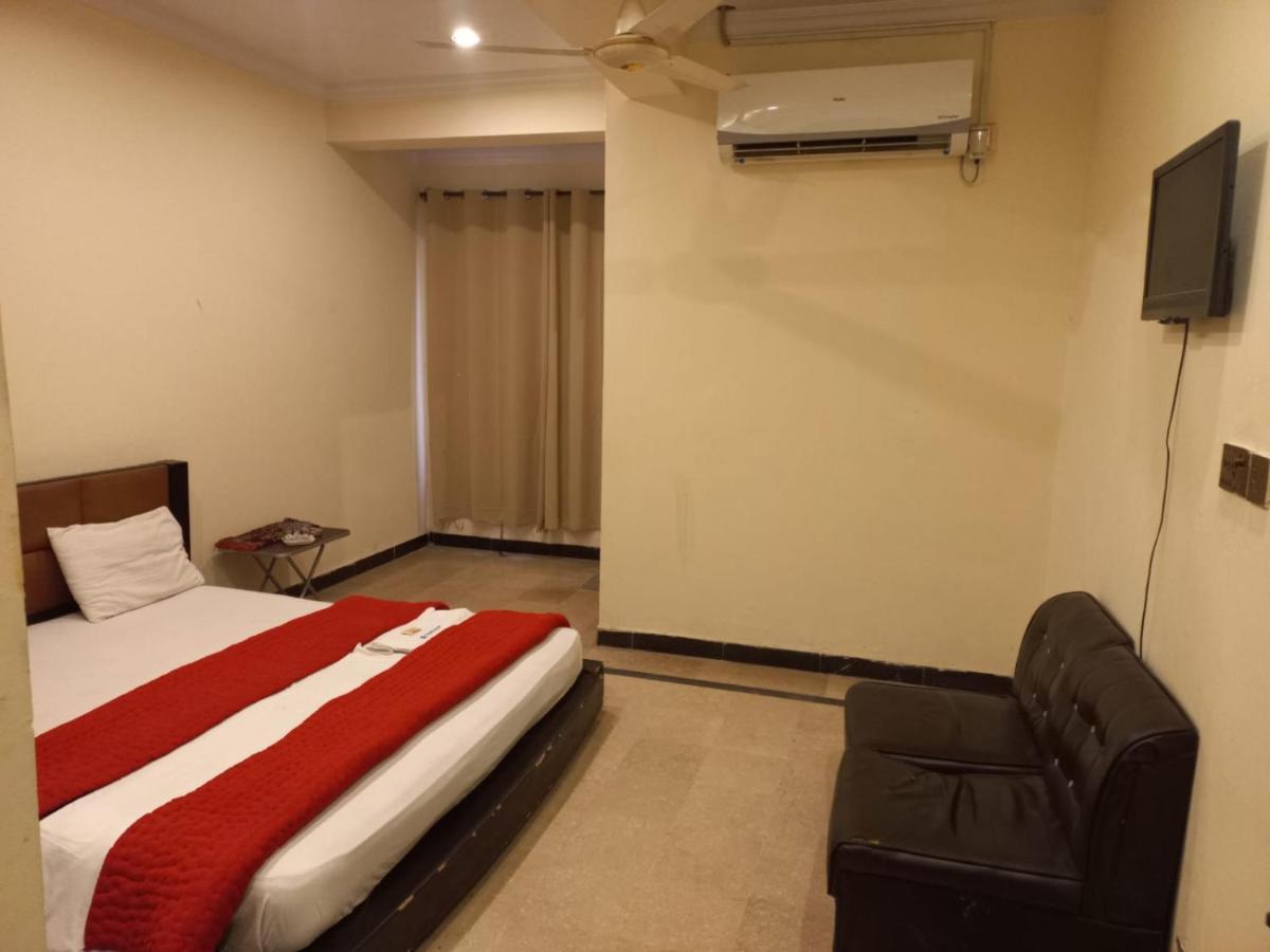 Hotel Tulip Inn Rawalpindi Ngoại thất bức ảnh